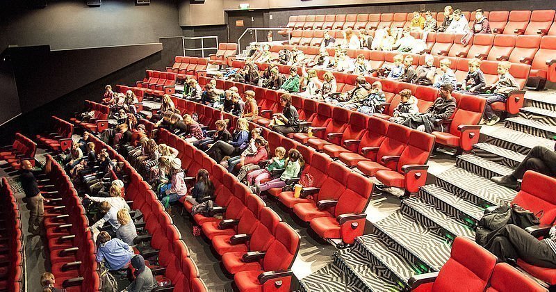 Kinosaal bei der Eröffnungsfeier der SchulKinoWoche 2017