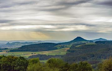 Hegaublick bei Engen Richtung Hohenhewen 2019.