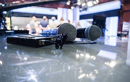 Aufnahmegerät und Mikrofon