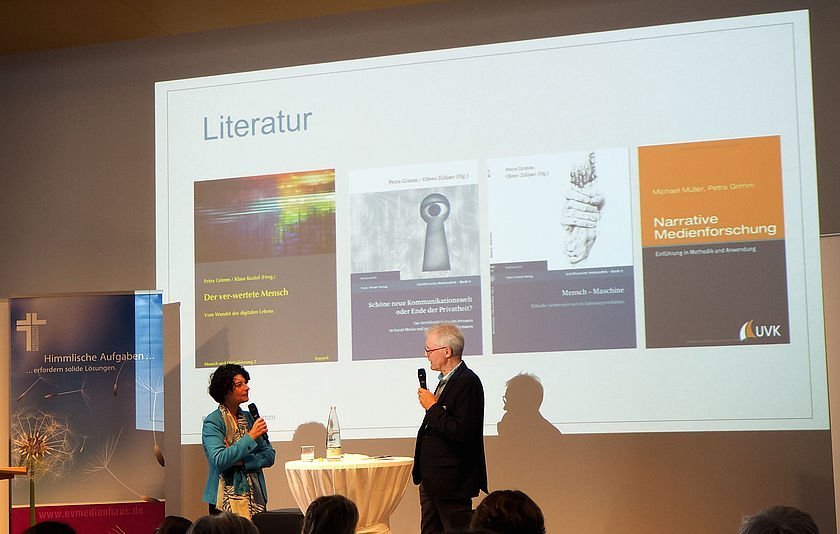 Redner Petra Grimm und Josef Karcher bei den Stuttgarter Tagen 2019