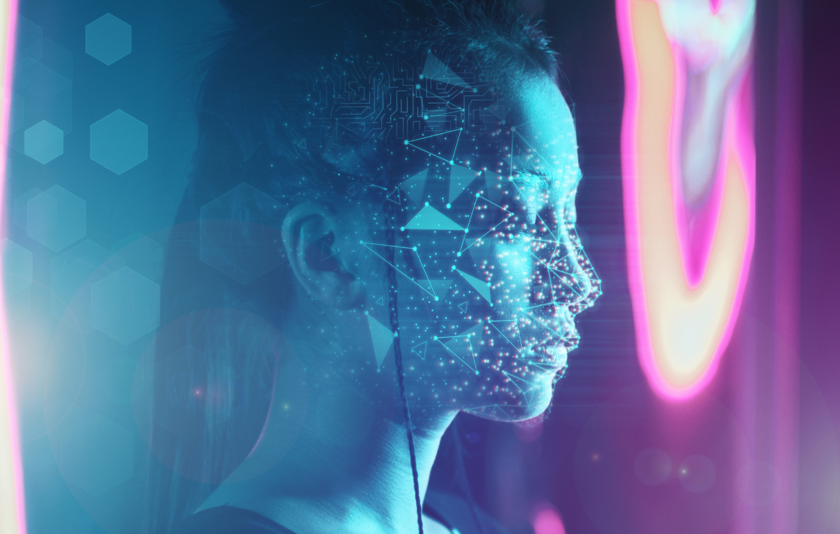 Frau mit geschlossenen Augen und Gesichtserkennung