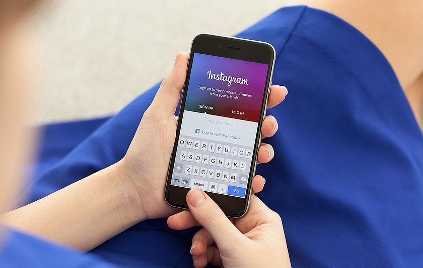 Instagram-Startseite auf einem Smartphone Instagram-Startseite auf einem Smartphone
