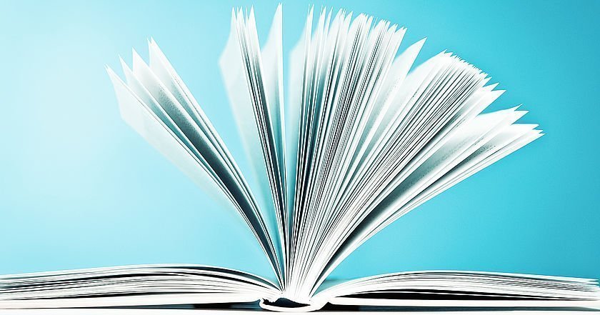 Aufgeschlagenes Buch