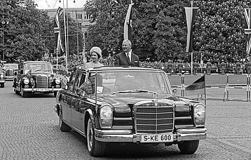 Bild des Monats Mai 2025. Königin Elisabeth II und Ministerpräsident Kiesinger