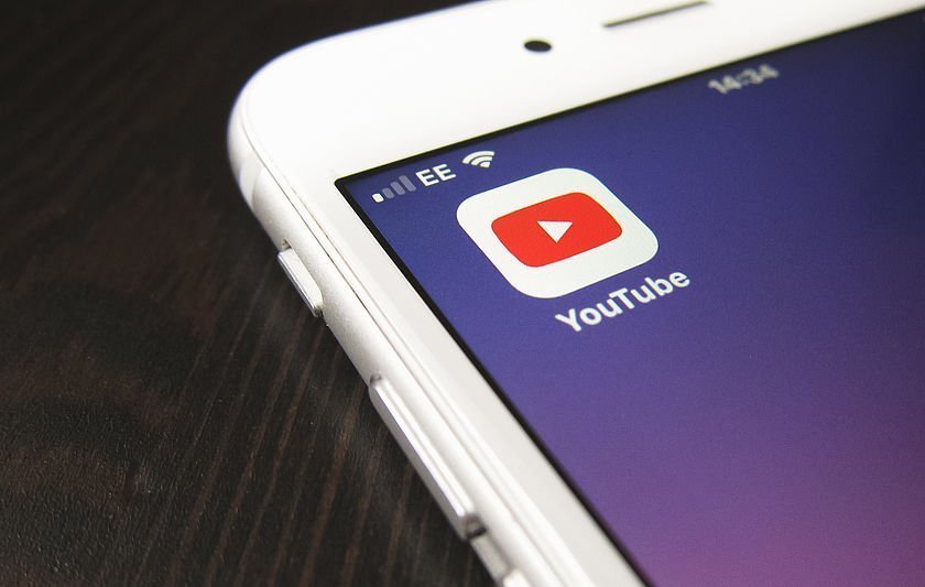 YouTube-App auf einem Smartphone