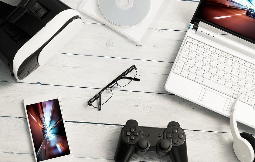 Verschiedene Endgeräte für Computerspiele