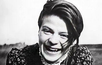 Sophie Scholl 1942 in Blumberg (restored)