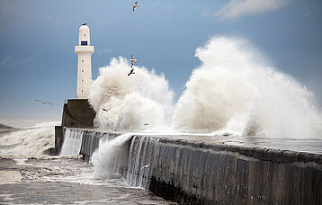 Sturm Küste See Welle